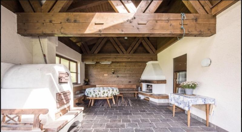 カプルーンHaus Wenger Mountain View & Swimming Poolアパートメント エクステリア 写真