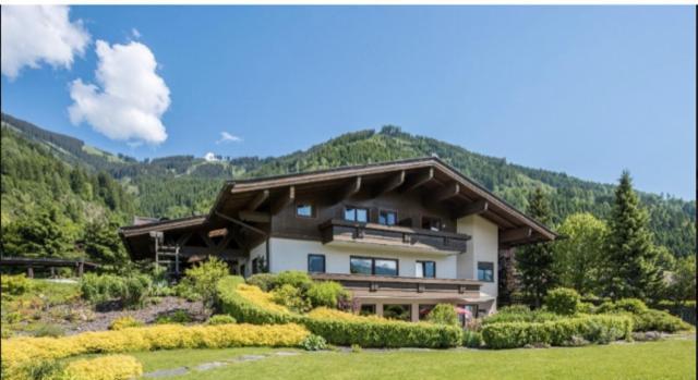 カプルーンHaus Wenger Mountain View & Swimming Poolアパートメント エクステリア 写真